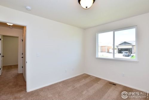 2725 Sapphire St, Loveland CO 80537-2024 exterior