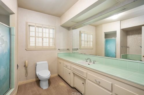 740 West St, Anaheim CA  92801-4708 exterior