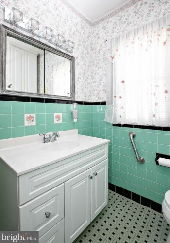 219 Lafayette Rd, Camden NJ  08106-1131 exterior