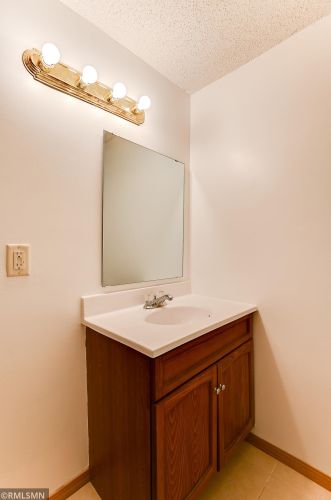 1061 Desoto St, Saint Paul MN  55130-3846 exterior