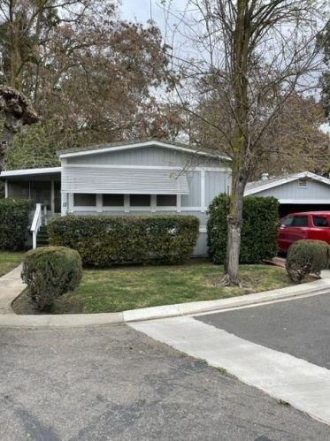 11 Summersky Way, Lodi, CA 95242-9521