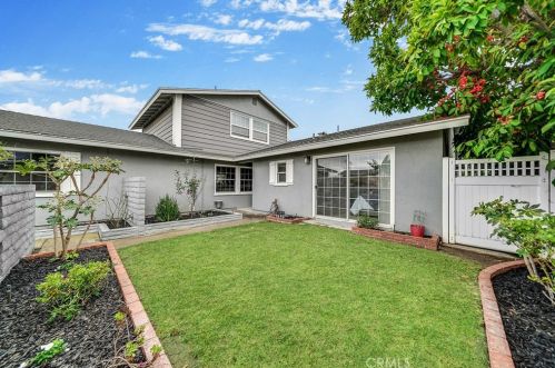 16311 Myrtlewood St, Santa Ana, CA 92708-1928