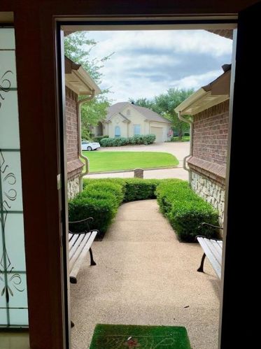 10954 Live Oak Creek Dr, Fort Worth TX  76108-4731 exterior