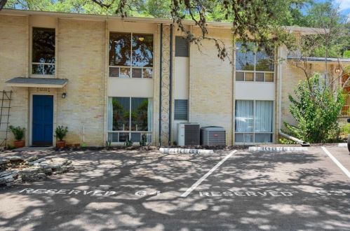 5332 Balcones Dr, Austin TX  78731-4959 exterior