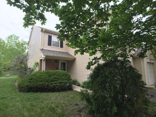 51 King Dr, Streamwood, IL 60107-2231