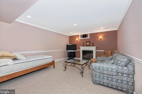 7 Farmstead Pl, Middletown MD  21769-7742 exterior