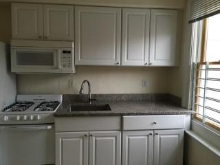 32 Greenwich Ave, Greenwich, CT 06830-5503