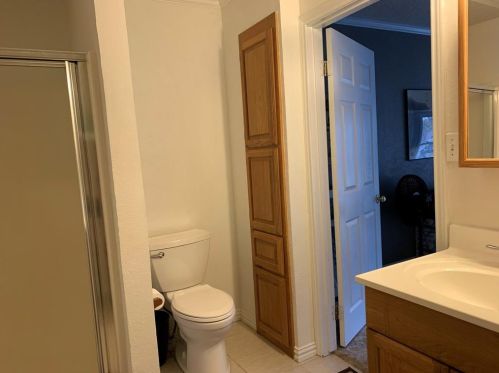 2023 Plymouth Dr, Irving TX 75061-2019 exterior