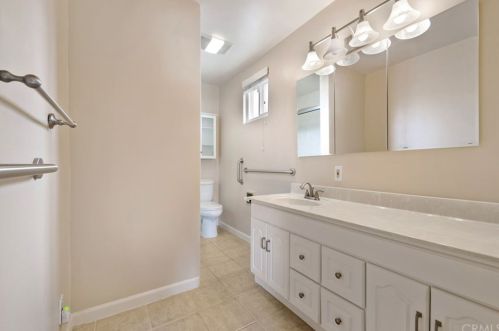 2440 Glenoaks Ave, Anaheim CA 92801-3225 exterior