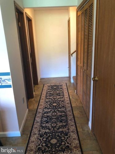 66 Tecumseh Trl, Hedgesville WV  25427-3857 exterior