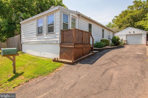 25 Morse Ave, Trenton, NJ 08638-3517