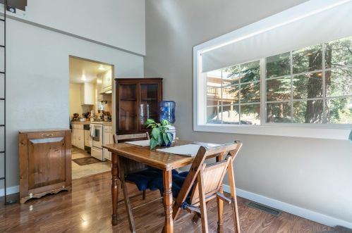 11897 Rainbow Dr, Truckee CA  96161-2729 exterior