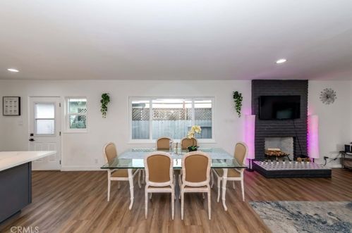 1048 Fairbrook Ln, Santa Ana CA  92706-1106 exterior