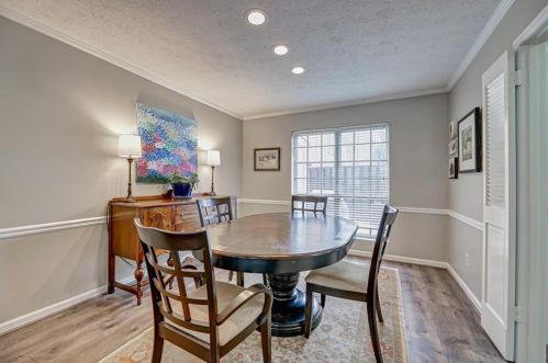 3 Iron Bound Pl, Atlanta GA  30318-1424 exterior