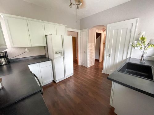 1348 Covedale Ave, Cincinnati OH  45238-3860 exterior