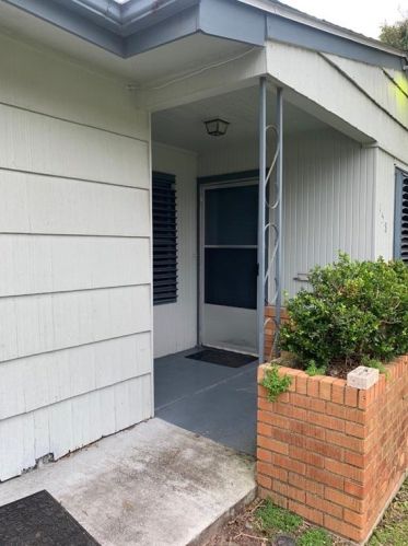158 San Marino Dr, Galveston, TX 77550-5716