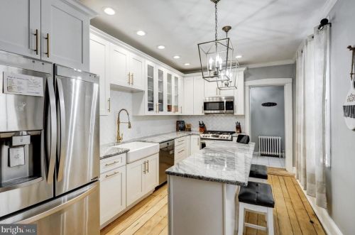 535 Chestnut St, Lancaster PA  17602-3018 exterior