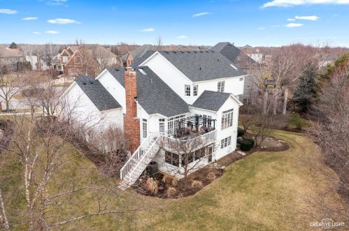 3015 Goldenglow Ct, Naperville, IL 60564-8248