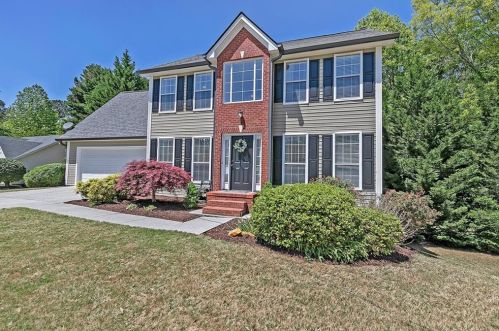 1780 Leigh Meadow Dr, Dacula, GA 30019-2655
