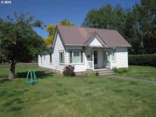 428 1st St, Union, OR