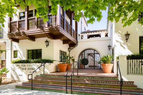 256 View St, Mountain View, CA 94041-1344