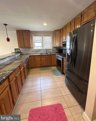 8603 Bustleton Ave, Philadelphia PA  19152-1205 exterior
