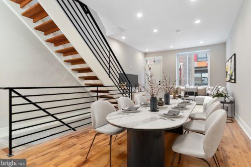 728 Mercy St, Philadelphia, PA 19148-2430