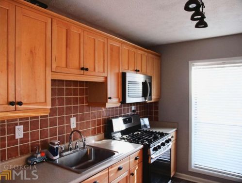 1408 Cumberland Ct, Smyrna GA  30080-8658 exterior