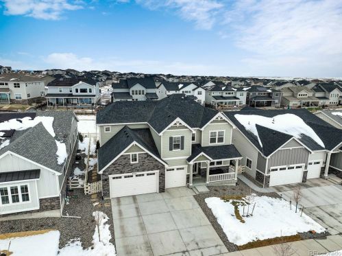 27717 Costilla Dr, Denver CO  80016 exterior