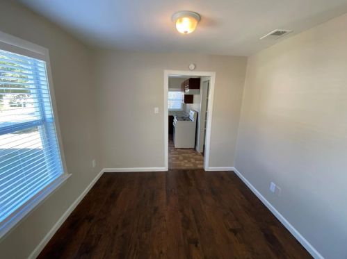 860 Mimosa Dr, Garland TX  75040-4931 exterior