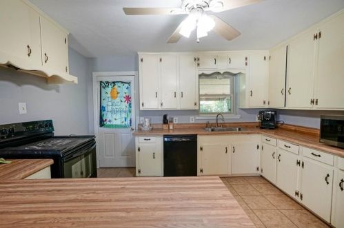 3524 Paramount St, Fort Worth TX  76117-3330 exterior