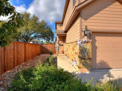 521 High Tech Dr, Georgetown, TX 78626