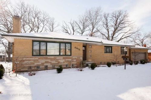 6915 109th St, Worth, IL 60482-1416