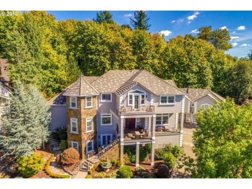 3720 Devoto Ln, Portland OR  97229-8077 exterior