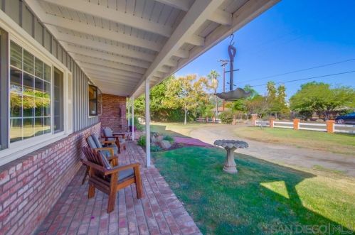 1605 Cerca Blanca Pl, El Cajon, CA 92019-2028