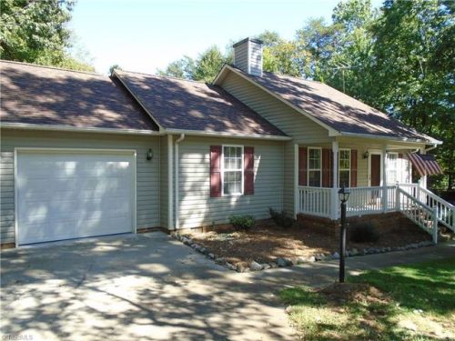 181 County Line Rd, Reidsville, NC 27320-1600
