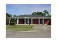 1561 Maplewood Dr, Harvey, LA 70058-3811