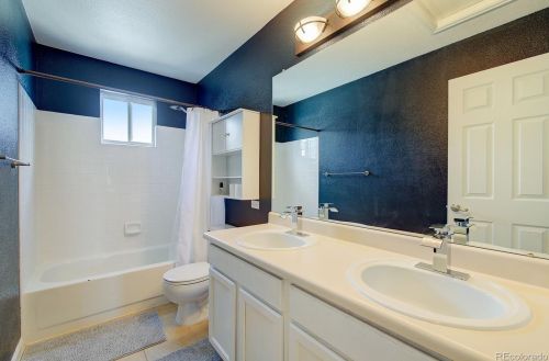20250 Purdue Pl, Denver CO  80013-6073 exterior