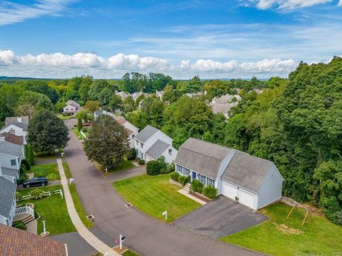 25 Mallard Dr, Glastonbury, CT 06033-3103