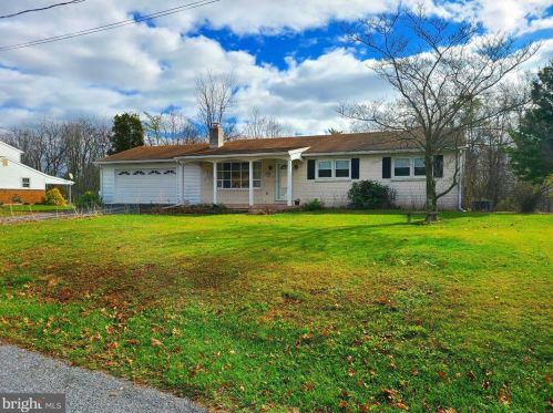 213 Basin Hill Rd, Duncannon, PA 17020-9613