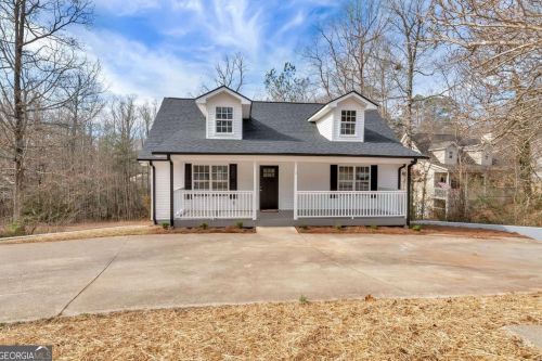 104 Surrey Ct, Clarkesville, GA 30523-6109