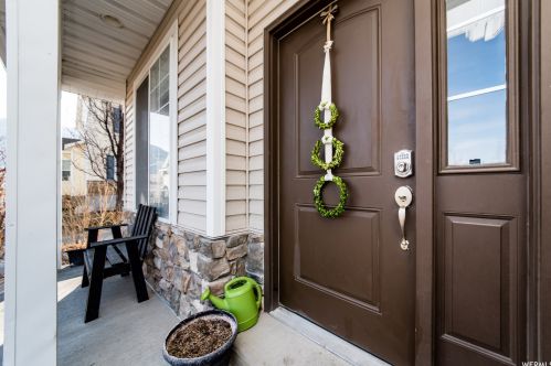 456 Cottage Ct, Providence UT 84332-4700 exterior