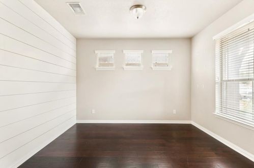 111 Tascate St, Georgetown TX  78628-4019 exterior
