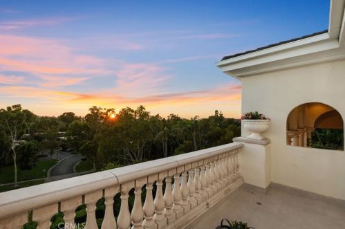 1 Charlotte, Irvine CA  92603-3448 exterior