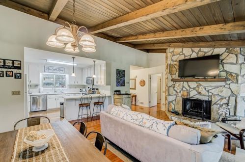 1625 Crippled Oak Trl, Big Canoe GA  30143-3446 exterior