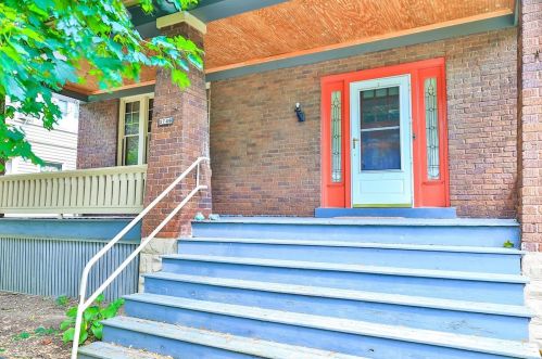 3746 Andrew Ave, Cincinnati, OH 45209-2319