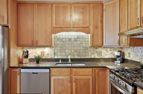 933 Heritage Ct, Saint Paul MN  55127-3661 exterior