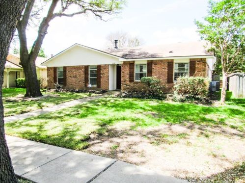 2429 Denmark Dr, Garland TX  75040-4306 exterior