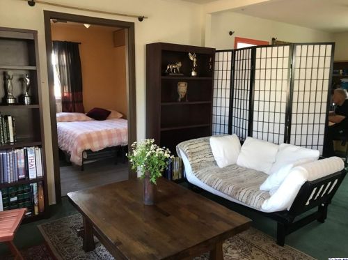 1914 Vassar St, Glendale CA  91204-2926 exterior