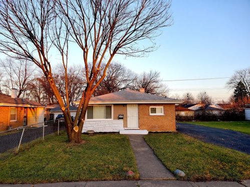 16217 Damen Ave, Dixmoor, IL 60428-5614